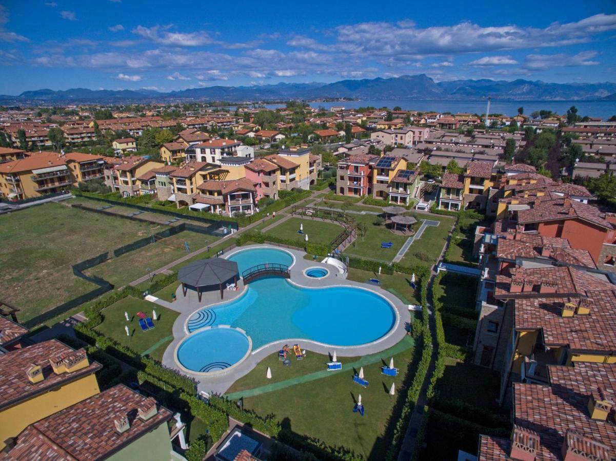 Baglio Degli Ulivi 3 Apartment By Wonderful Italy Sirmione Exterior foto